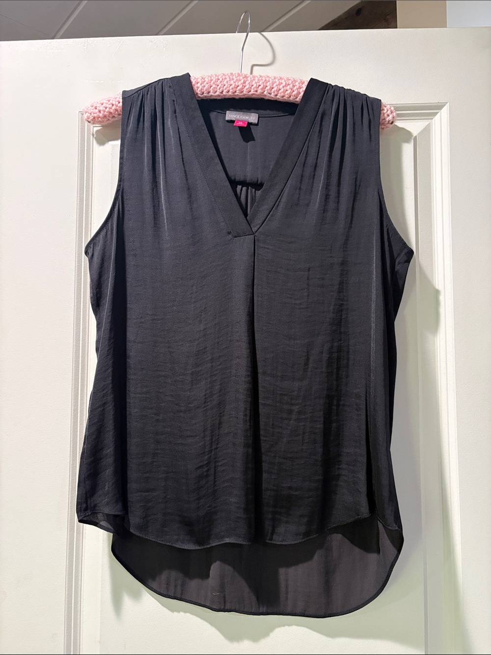 Vince Camuto Black Sleeveless V-Neck Blouse